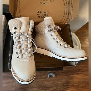 Cole Haan Cream Leather ZeroGrand Waterproof Explore Hiker Boots 8B